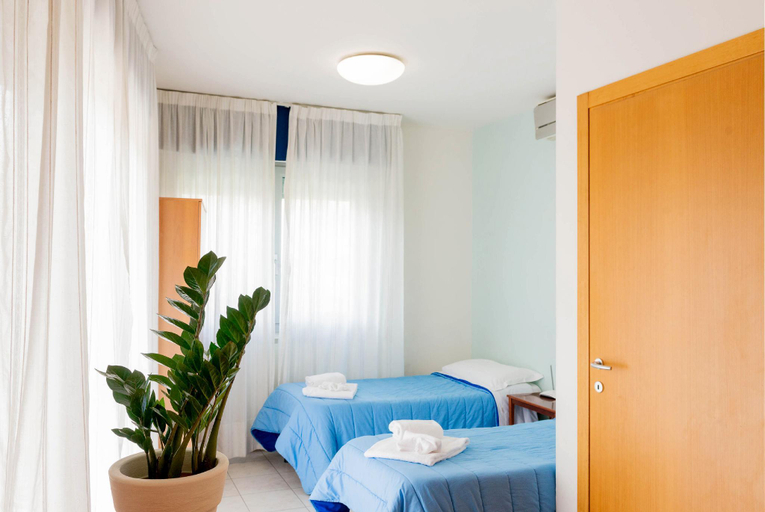 Bedroom 2, Two-room apartment for 3 people with kitchen and private bathroom, Arezzo