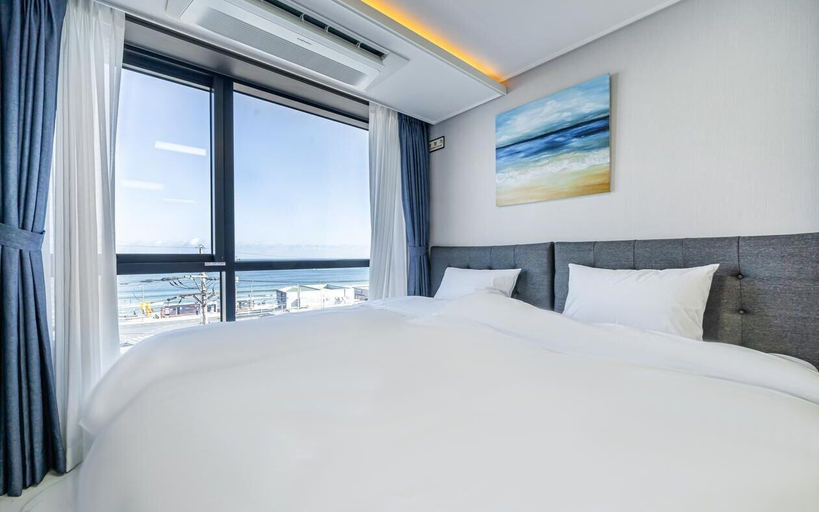 Bedroom 2, Song Jeong Hotel Blue Castle, Haeundae