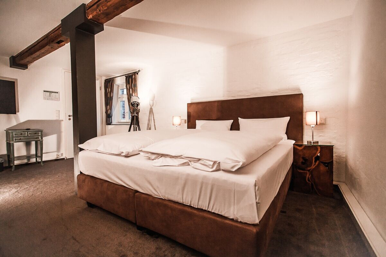 Bedroom 3, Landhotel Kahltalmühle, Aschaffenburg