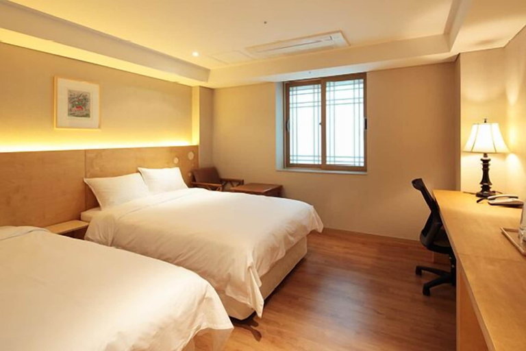 Bedroom 4, Dream House, Mapo