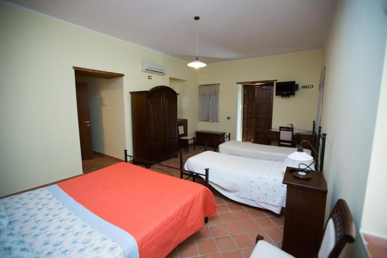 Bedroom 4, La Casa Del Priore, Messina