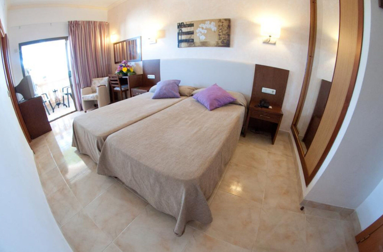 Bedroom 3, Hotel Cala Gat, Baleares
