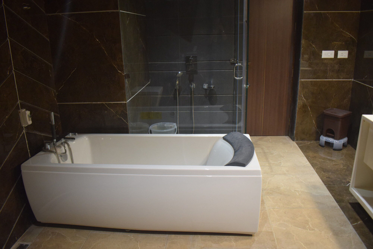 Bathroom 3, Oro Montana Hotels and Resort, East Sikkim