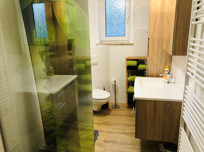 Bathroom 4, Fewo Am Park, Waldeck-Frankenberg