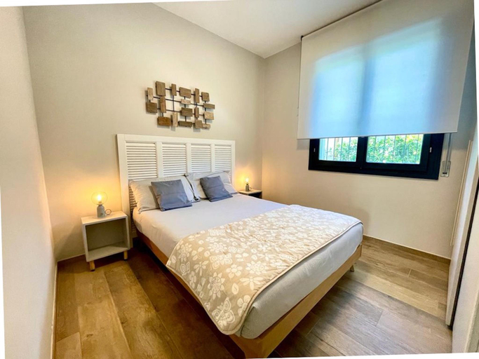 Bedroom 2, Beautiful and modern villa for 6 people by Beahost Rentals, Venezia