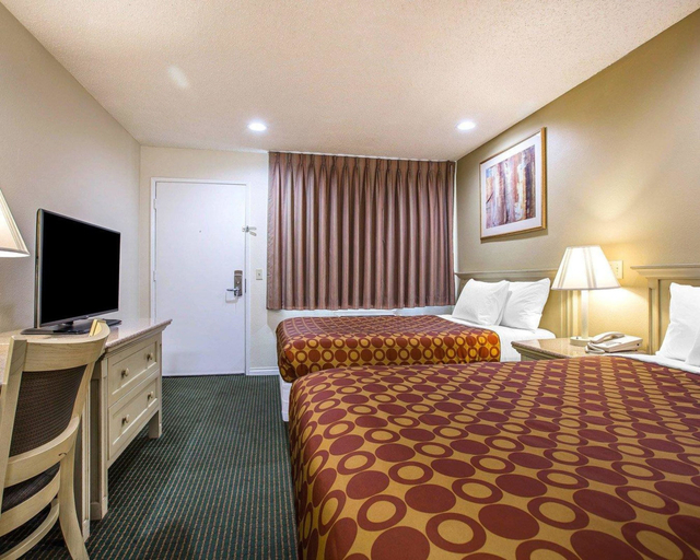 Bedroom 4, Rodeway Inn Santee San Diego East, San Diego