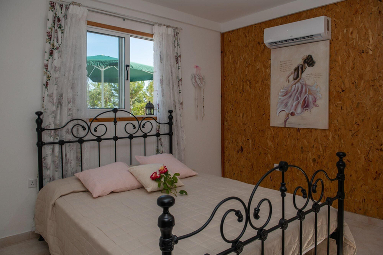 Bedroom 4, Villa Paradiso Sunset Private Pool Walk to Beach Sea Views A C Wifi - 3072