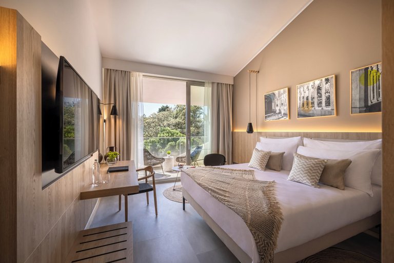Bedroom 3, Valamar Tirena Hotel, Dubrovnik