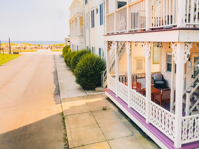 Exterior & Views 2, Beachliner Hotel, Monmouth