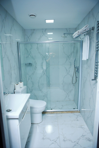 Bathroom 5, Deluxe Hotel Ganja, Xanlar