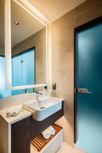 Bathroom 4, Courtyard by Marriott Baku, Baku