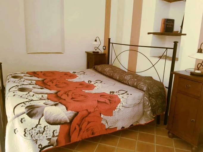 Bedroom 2, La Casa Del Priore, Messina