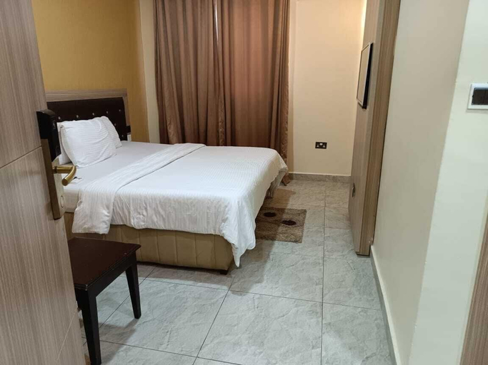 Bedroom 2, Eleventh House Hotel and Suites, Akure North