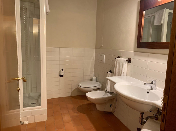 Bathroom 3, Palazzo Dè Rossi Hotel, Bologna