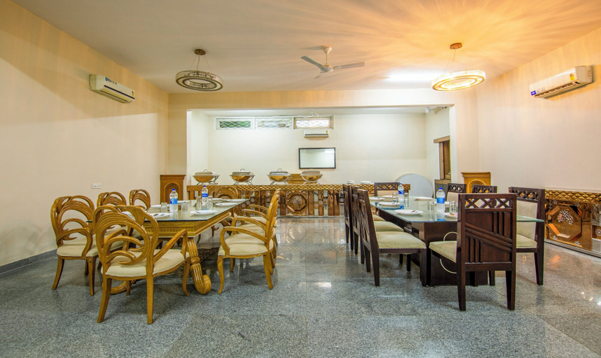 Food & Drinks 4, Treebo Jass Hospitality Services - Sec 53, Gurgaon