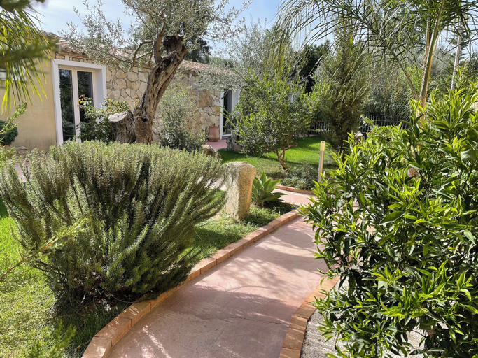 Exterior & Views 2, Vi Ja Villa Janas, Cagliari