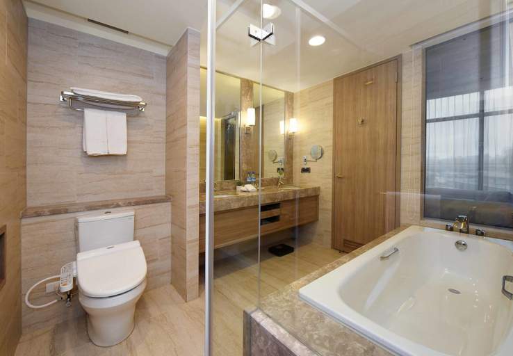 Bathroom 4, Fullon Hotel Taoyuan Airport Access MRT A8, Taoyuan