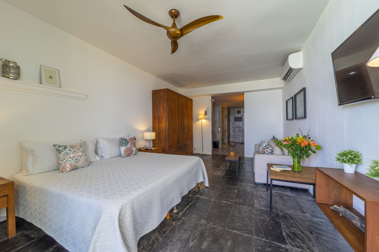 Bedroom 2, Suites at Sapphire Ocean Club, Puerto Vallarta