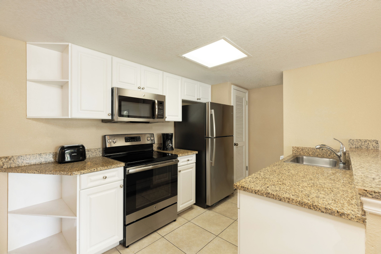 Dining Room 14