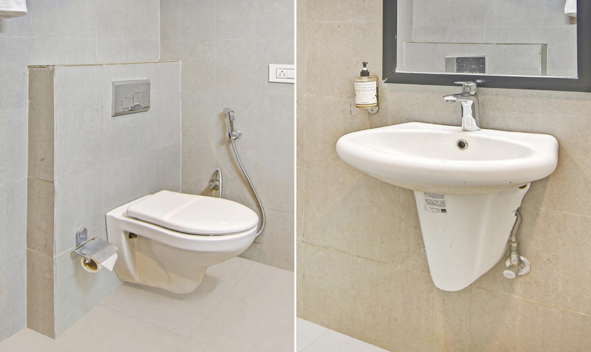 Bathroom 4, Treebo Ahinsa Residency Sohna Road, Gurgaon