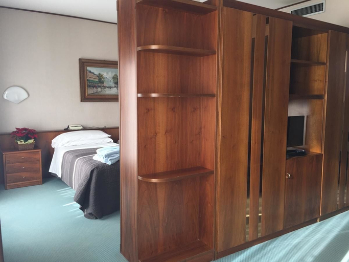 Bedroom 5, Hotel Terme Marconi, Padua