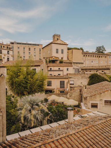 Exterior & Views 2, Hotel Palau Fugit, Girona
