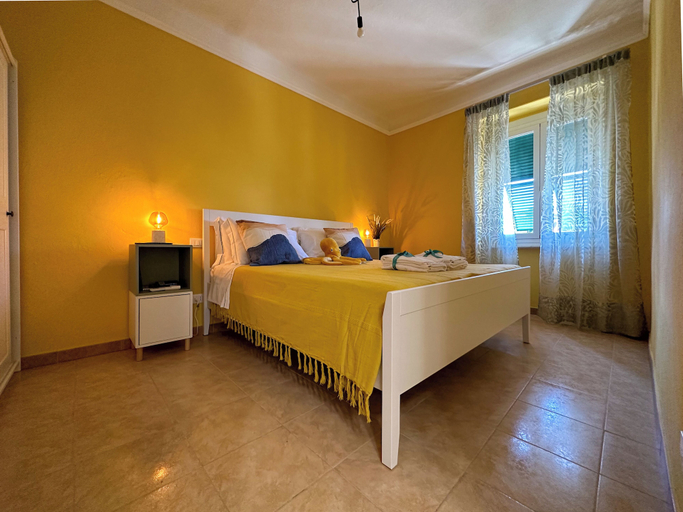 Bedroom 4, Ca' Bea Apartment with AC and Terrace, La Spezia