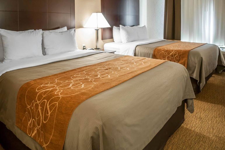 Bedroom 2, Comfort Suites Albuquerque/North Journal Center, Bernalillo