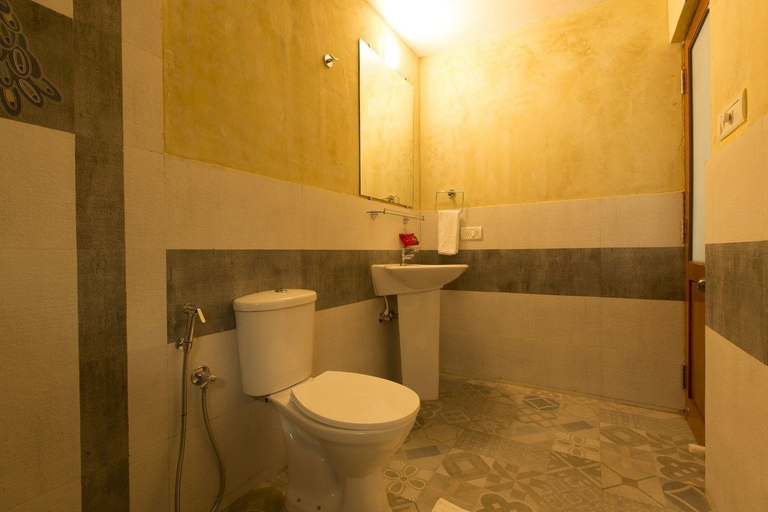 Bathroom 4, Bay luxe, North Goa