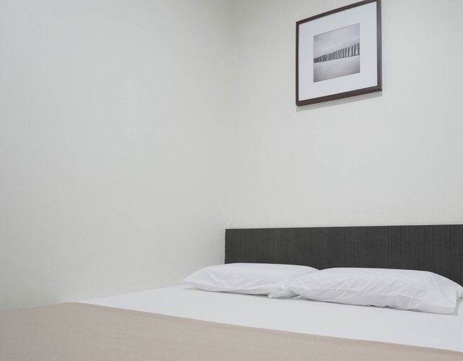 bedroom 18