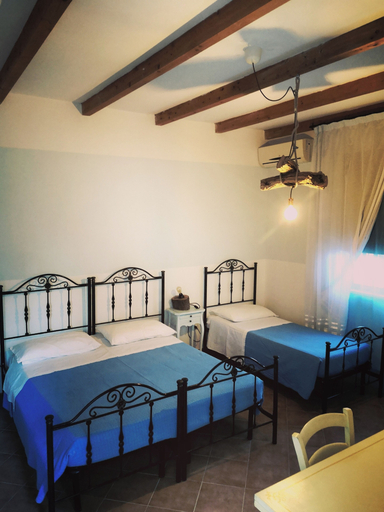 Room 2, Tobia's House, Lecce