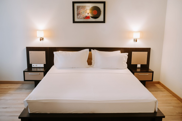 Bedroom 3, Mercure Chisinau Center Jazz Hotel