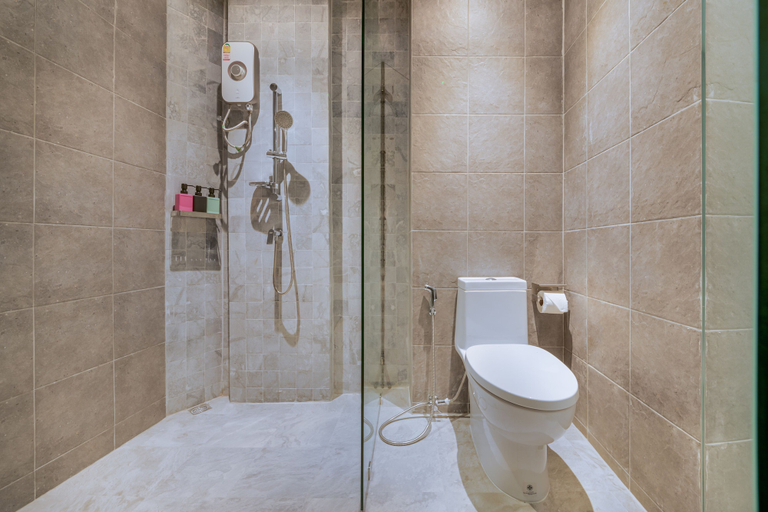 Bathroom 5, Siam Shelter Bangkok, Pathum Wan