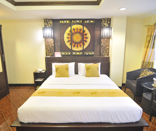 Bedroom 3, Malaysia Hotel Bangkok, Sathorn
