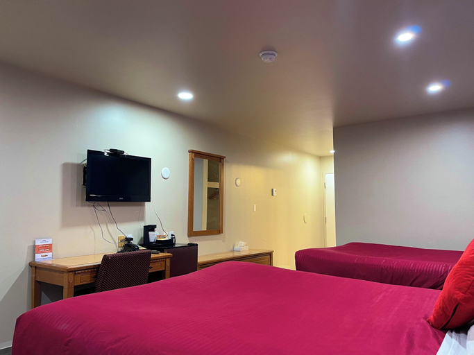 Bedroom 3, Thriftlodge by Wyndham Moncton, Westmorland