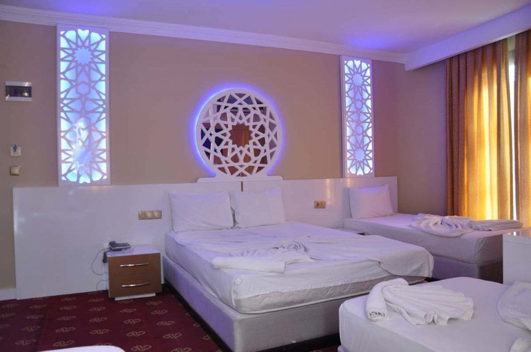 Bedroom 2, Ugur Hotel, Merkez