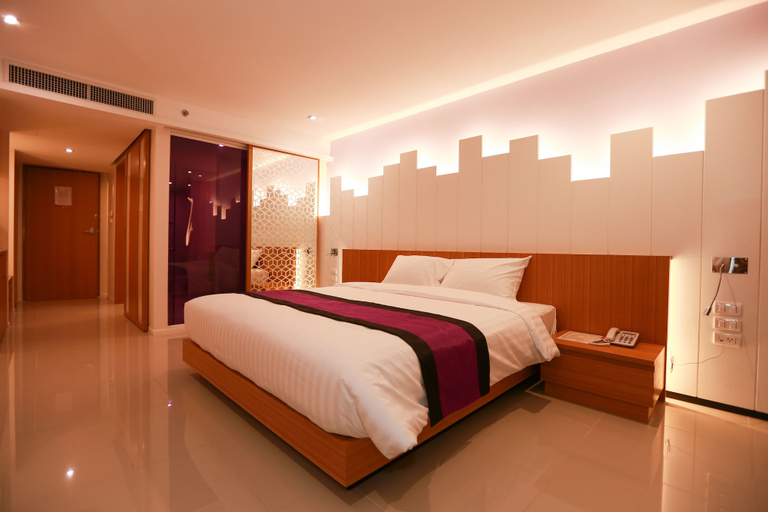 Bedroom 2, The Whisper Hotel, Pattaya