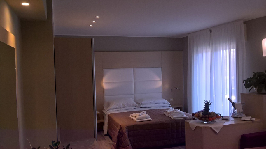 Bedroom 5, Hotel Terme Marconi, Padua