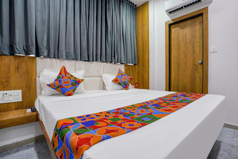Bedroom 2, Fabhotel Western Inn, Surat