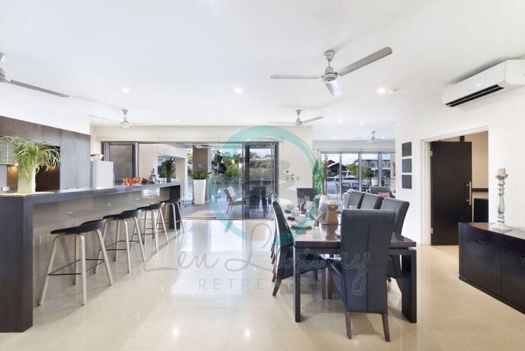Food & Drinks, Zen Bayview Bliss - Luxury Mansion, Darwin