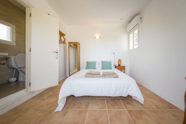 Bedroom 3, Villa Can Petrus, Baleares
