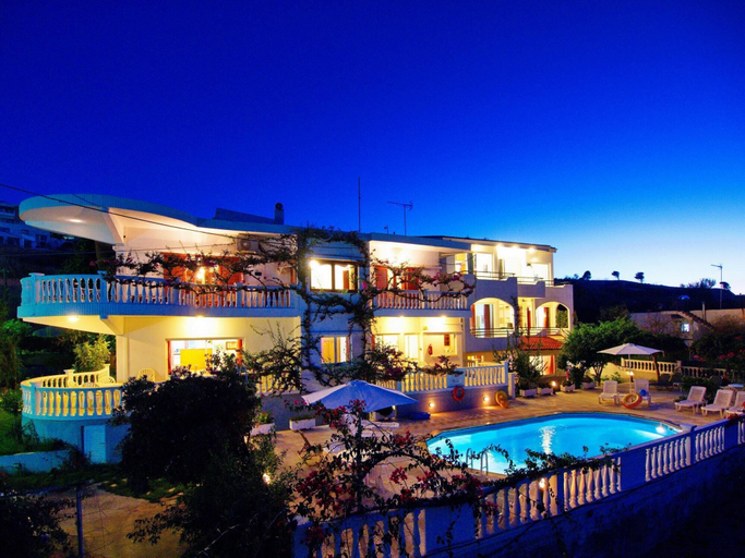 Exterior & Views, Rouladina Apt 6 in Stalos, Crete