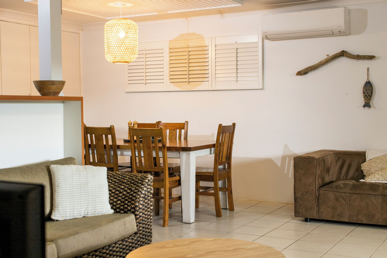 Dining Room 7