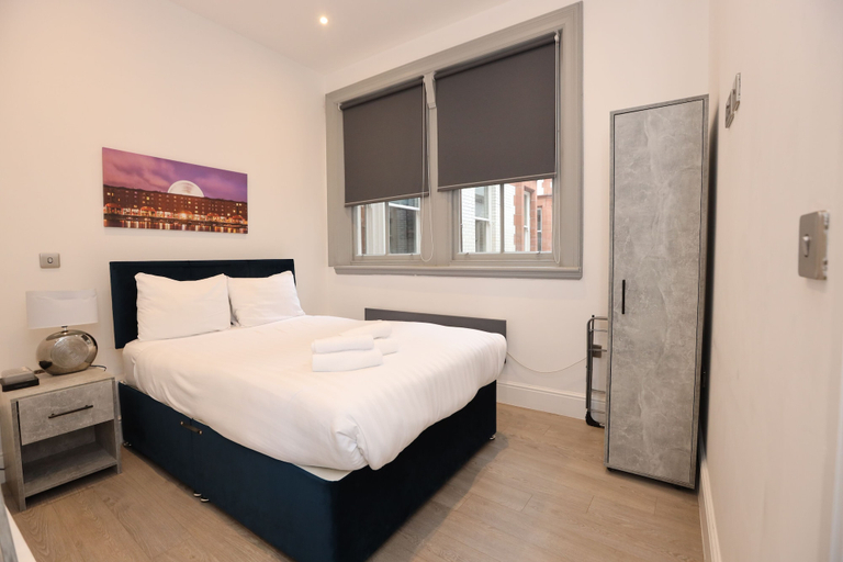 Bedroom 2, 16 Queen Avenue, Sefton
