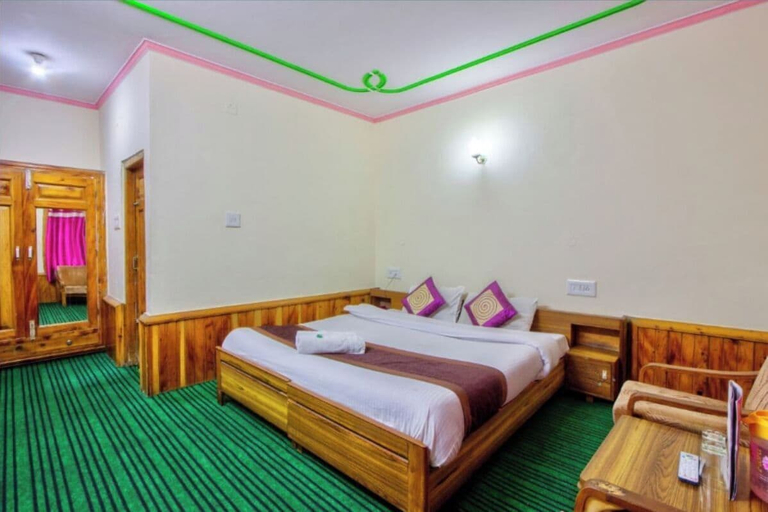 Bedroom 2, Hotel Thakur, Kullu
