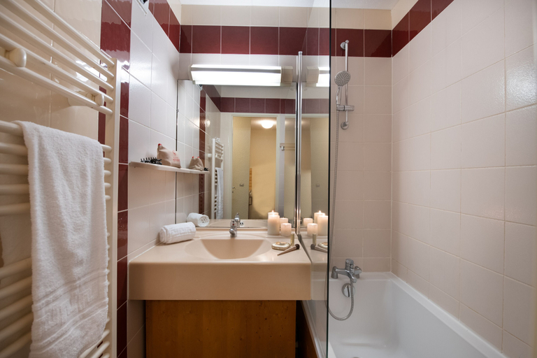 Bathroom 4, Residence le Cheval Blanc, Savoie