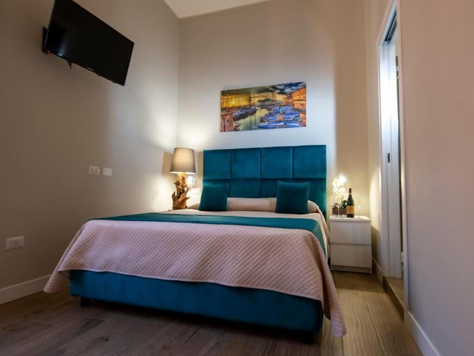Bedroom 3, Vivi a Napoli, Napoli