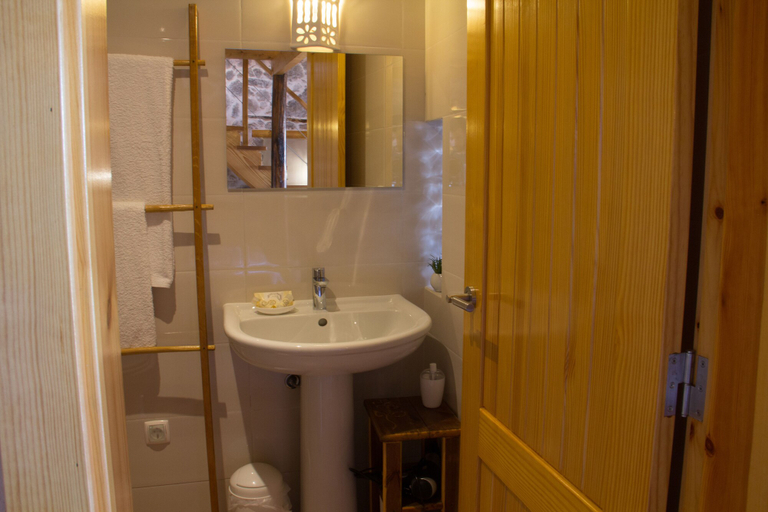 Bathroom 3, Quinta do Tempo, Monchique