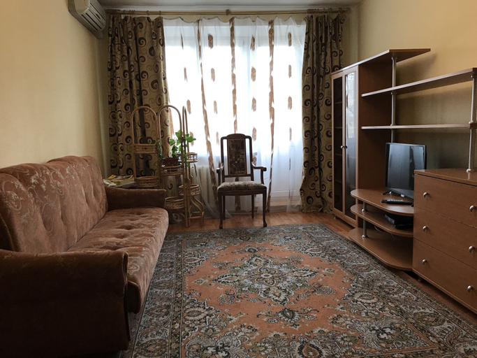 Others 5, Hotel Globus, North-Eastern