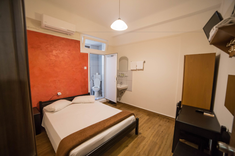 Bedroom 4, Tempi Hotel, Attica